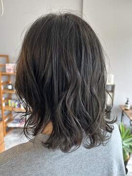 ユニ (UNI) ミディアムパーマ