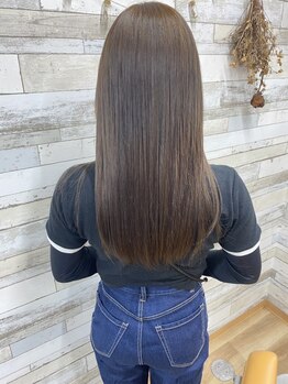 ラッコのおひるねの写真/上質な色味、かつ繊細な質感表現を思いのままに表現できるオーダーメイドヘアカラーで「品よくお洒落」に♪