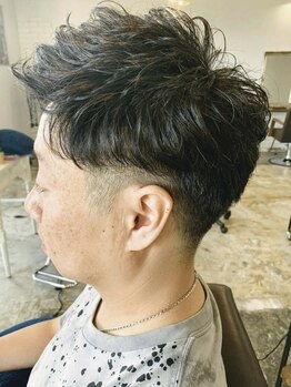 メンズからも大人気♪簡単セットでしっかり再現◎ON/OFF決まって見た目も変わるヘアスタイルに！