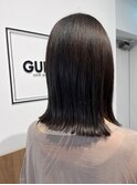 艶感たっぷりのシンプルボブ