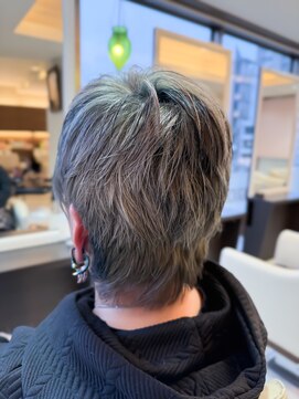 エムタニグチブランシェ(M.TANIGUCHI Branche') モノトーンハイライト