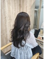 ペグ(Peg) 毛先に動きが欲しい方におすすめスタイル◎