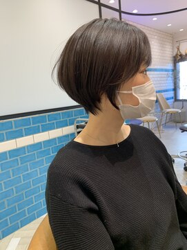 シー バイ ロンド 新宿(Sea by Lond) 大人かわいいベージュカラーくびれショートボブ