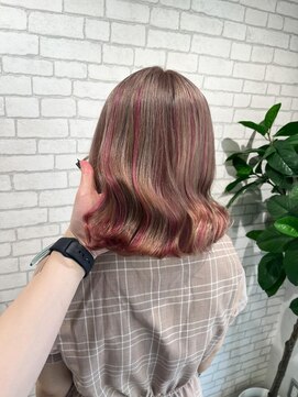 ミューバイケンジ(miu by KENJE) miu　ベージュとピンクのデザインカラー