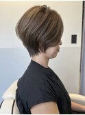 丸みショートボブ耳かけ