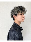 外国人風プードルパーマ・メンズハイライト