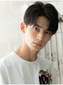 20代30代黒髪センターパート爽やかフェザーマッシュF草加