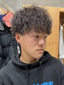 サップ 茨木店(Sup) メンズマッシュ/ツイストスパイラルパーマ/ラウンドマッシュ