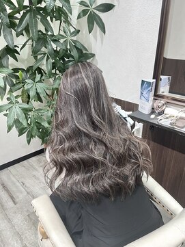 ベルヘアーデザイン 堺東(Belle hair Design) 外国人風ハイライト/レイヤーカット/堺東