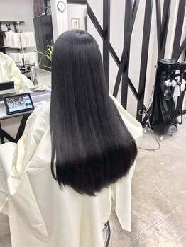 リンド(Lindo)の写真/【磐田】ナチュラルな仕上がりに感動◇髪や頭皮の状態に合わせた施術で、ダメージレスに理想の美髪を実現＊