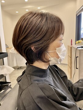 リノアバイフェリア(LINO’A by felia) 40代50代60代おすすめ◎くせ毛を活かす◎大人くびれショート