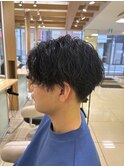 縦落ちパーマ　ツイスパ　ゆるめメンズパーマ