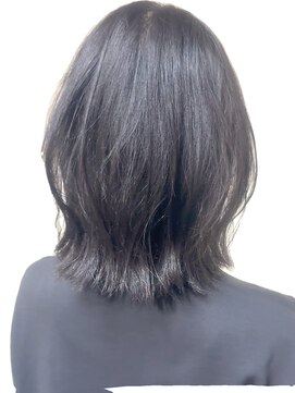 エル 新小岩(elu) くびれレイヤースタイル