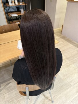 ナイアバイアヌエヌエ(naia by anuenue) グレージュカラー