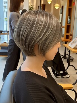 ヘアーカッティングガーデン ジャック モアザン 梅田店 ボブ/ショートボブ/ハイライト/20代/30代/大人女性/白髪ぼかし