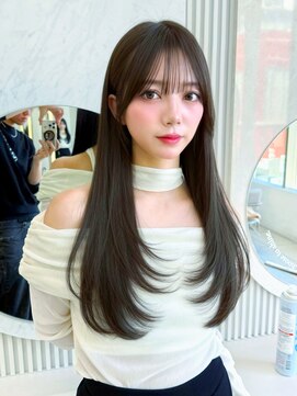 アフロートリノ(AFLOAT Leino) 耳にかけても可愛い結べるレイヤーカット