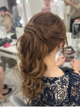 ラモ(RAMO) 派手ヨシンモリポニーテール