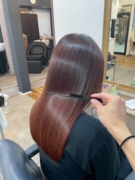 大人可愛い髪質改善カラーレイヤーロング韓国ヘアレッドブラウン