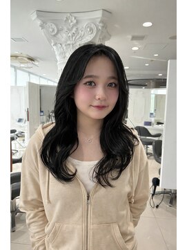 エアー 青山(AIR) レイヤーカット/艶カラー