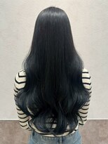 ヌイ(nui)&nbsp;［佐賀/ロングヘア/ブルーブラック/暗め］
