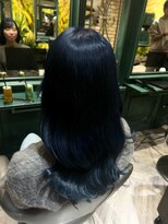 モナン 渋谷(Monan)&nbsp;ネイビーカラー ブリーチあり