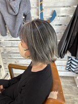 スワッグ(swag)&nbsp;白髪ぼかしバレイヤージュ