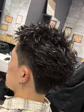 フランクスバーバーリベラルド 横浜(FRANK'S BARBER LIBERALD) メンズメンズカットブリーチパーマR