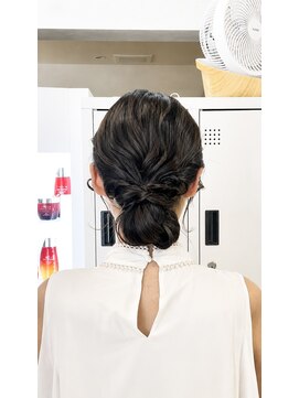マティス 室見店(MATISSE) シニヨンヘアセット