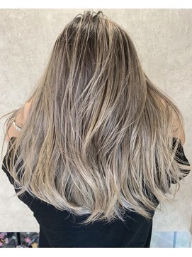 ラビマーニ(Labimani) ☆エアータッチバレイヤージュ☆