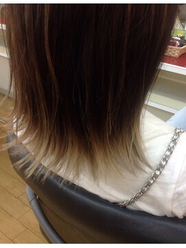 香芝美容室 毛先&メッシュの外はね