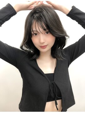 アリュウル 表参道(ALLURE) 地毛風カーキグレージュ大人くびれミディアム【千葉】