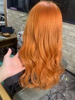 "Orange hair"