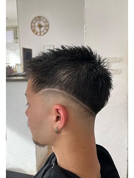 リッシュ 都賀店(Lish) スキンフェード×ライン