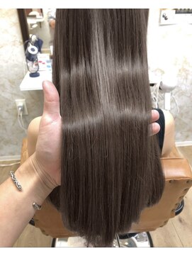 フィガロ ウメダ(FIGARO UMEDA) 髪質改善ダメージレス酸性ストレート♪