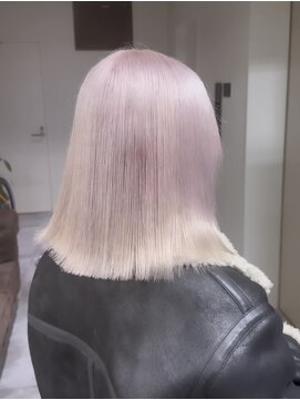 メゾン(Maison) ホワイトピンクカラー ペールピンク @shion_maison