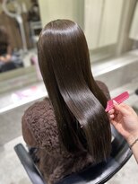 リー 尼崎(Lee)&nbsp;髪質改善艶カラー 艶髪オージュアトリートメント レイヤーカット