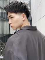 トルネード(TORNADO)&nbsp;スーツ短髪ツーブロック束感モテる黒髪フェザーパーマA0508