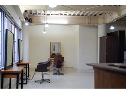 零秒女髪 千里丘店の写真