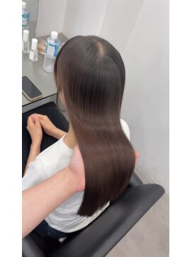 コア 梅田(Core) 髪質改善 艶髪 愛され 韓国風 前髪カット 小顔 梅田