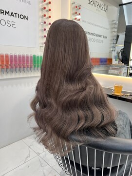 ラピス 福岡天神店(Lapis) グレージュヘアー