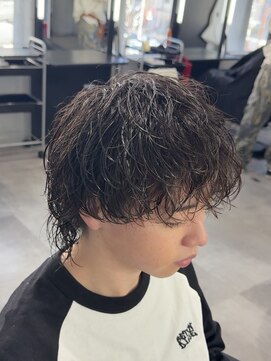 ウノ(U.No.) シャドウパーマ