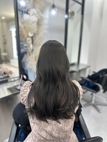 アルドーレフィエロ シンサイバシ(Ardore fiero shinsaibashi)&nbsp;赤みゼロのグレージュカラー