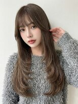 シュガーアンドソルト(SUGAR&SALT)&nbsp;透け感グレージュで魅せる、顔周りがポイントのザクザクレイヤー