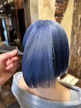 ヘアー クリエイト カルバリ(HAIR CREATE Calbari) 色落ちまで楽しい!?アクアブルー