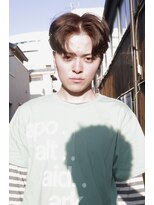 ソーレ(sole)&nbsp;mitsukiセンターパートハイライト海外風ヘア外国人風ヘア