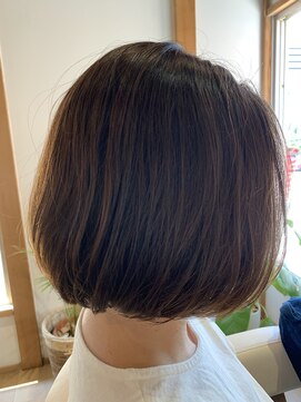 アオイ(AOI) 内巻きボブ