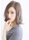 前髪長めの艶ボブ
