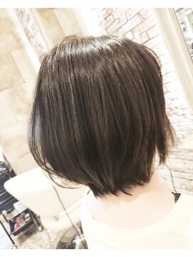 ドライブアンドビジョン 池袋(Drive&Vision) オリーブカラークールショート前下がりボブ[池袋/髪質改善/ボブ]