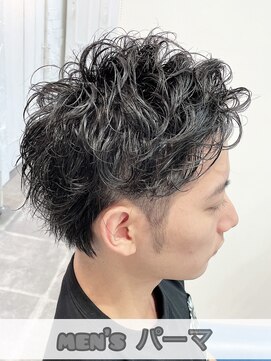 ウーロス(uros.) メンズ☆パーマ
