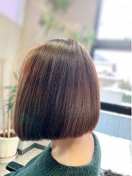ヘアーフォーカス アッシュカラーボブ